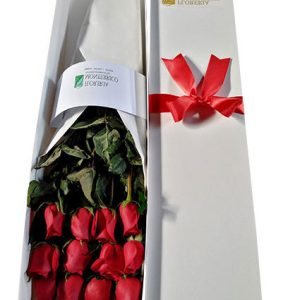Caja de rosas 12